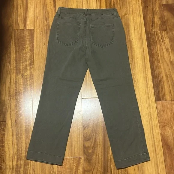 a.n.a a new approach green color size S ( 4 straight ) - Picture 5 of 5